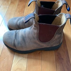 Rustic brown winter blundstones